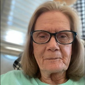 Meet your Posher, Priscilla